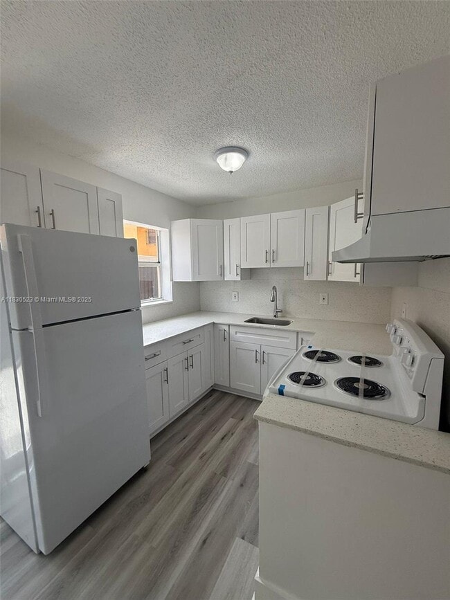 Foto del edificio - 5421 W 24th Ave