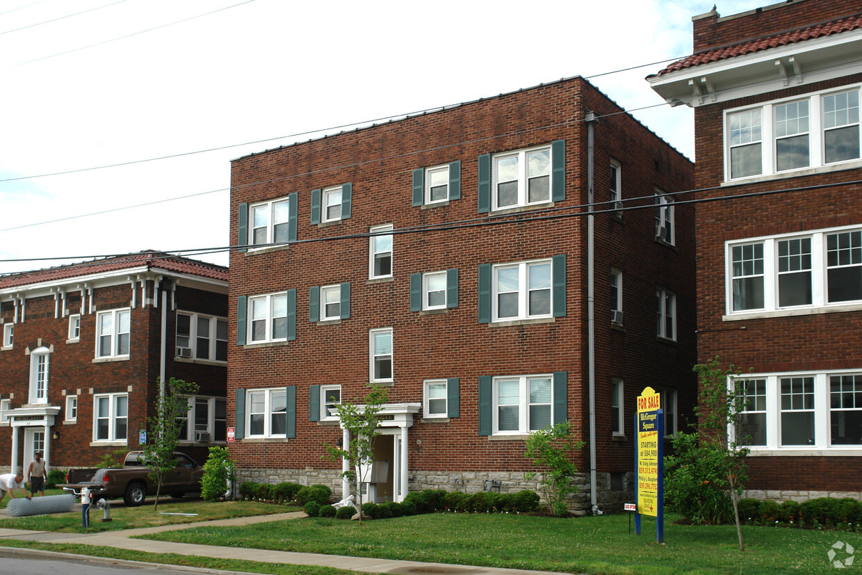 Foto del edificio - 258 E High St