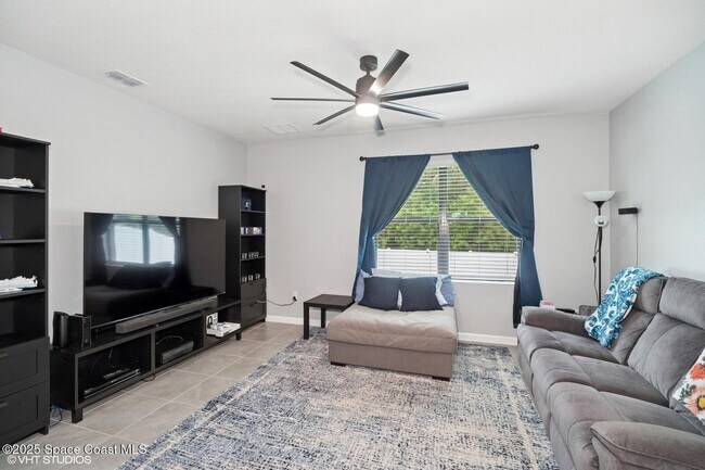 Foto del edificio - 5221 Talbot Blvd