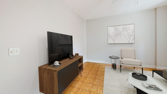 Building Photo - 1526 Tremont St