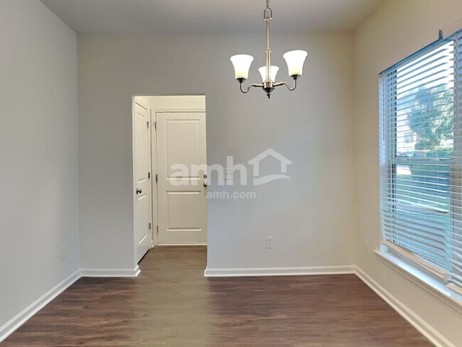 Building Photo - 1490 Aster Ives Dr