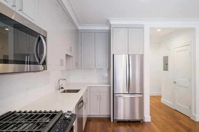 Foto del edificio - 11 Temple St