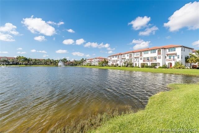 Foto del edificio - 2825 SW 119 way  1903