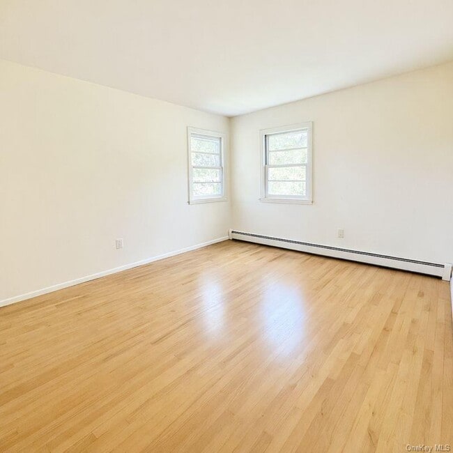 Building Photo - 9 Ivy St