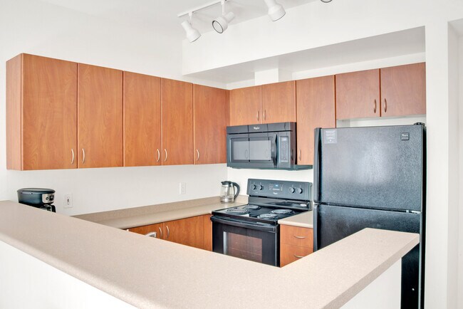 Foto del edificio - 11000 NE 10th St