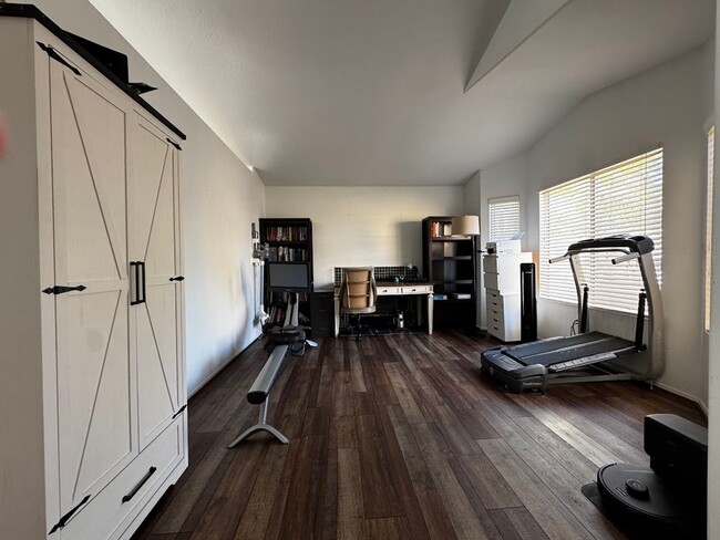 Building Photo - 3700 Mt Lassen Ave