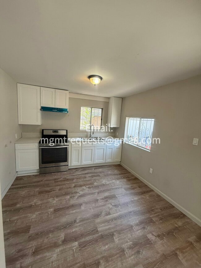 Building Photo - 6212 Orchard Ave