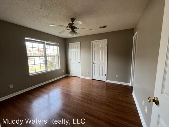 Building Photo - 3 br, 3 bath House - 7252 Illinois-Central...