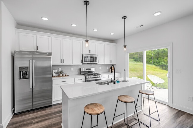 Building Photo - Amber Vista - Brand New Homes