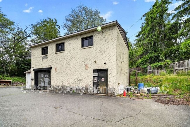 Building Photo - 172-252-252 Scotch Rd
