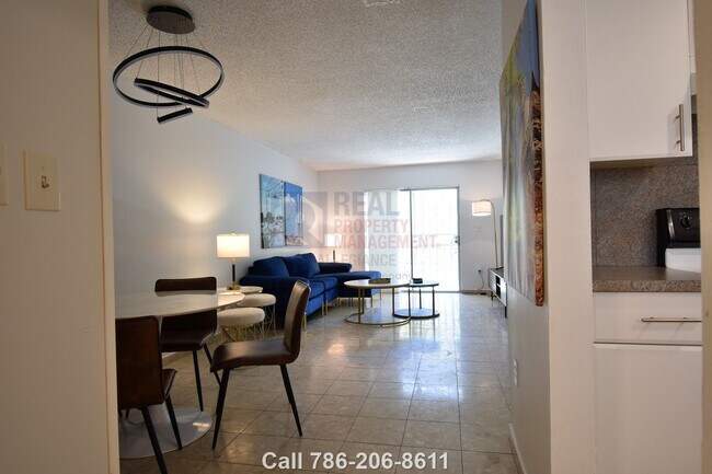 Foto del edificio - 1605 Meridian Ave