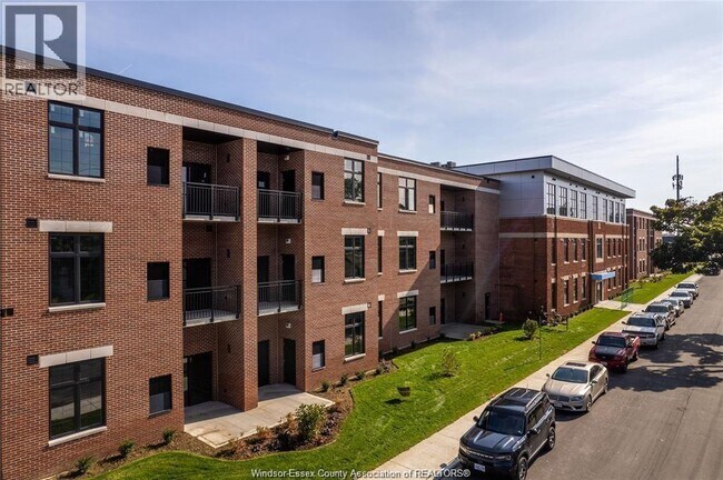 Photo du bâtiment - 1370 Argyle Rd