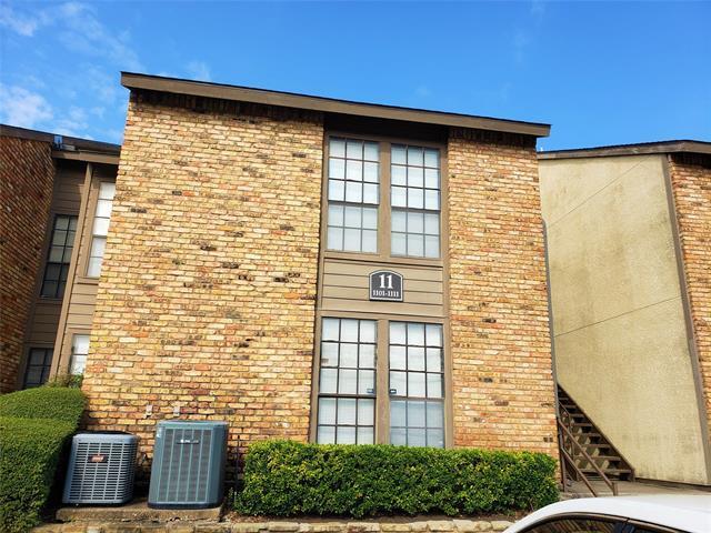Primary Photo - 15221 Berry Trail