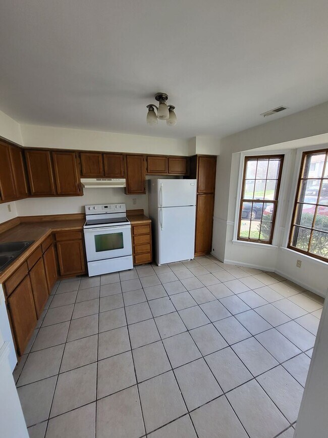 Building Photo - CAMPUS EAST