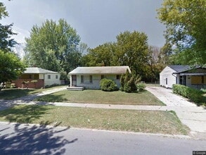 Building Photo - 6069 Natchez Dr