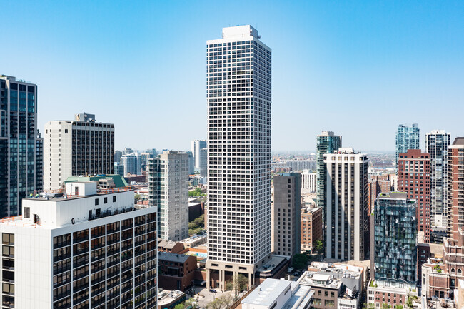 Building Photo - Newberry Plaza