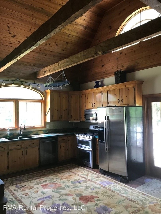 Building Photo - 3 br, 3 bath House - 3355 Duke Road