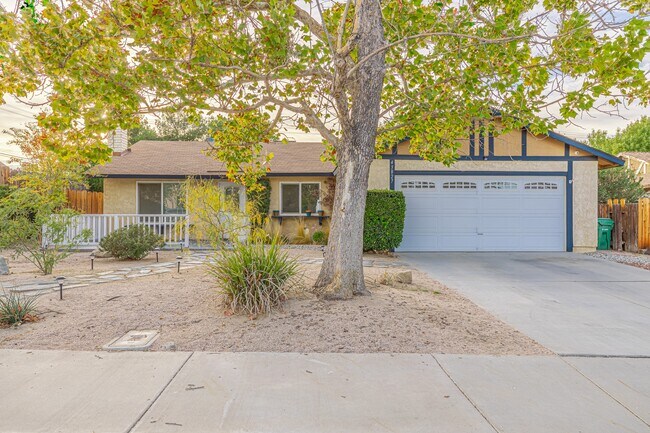 Building Photo - 43827 Lively Ave