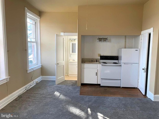 Foto del edificio - 345 N Potomac St