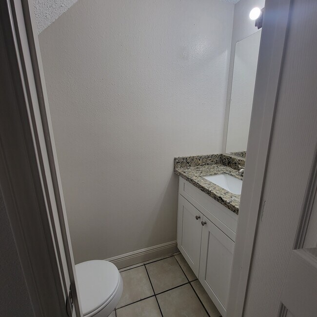 Half Bath Downstairs - 46 Carriage Ln