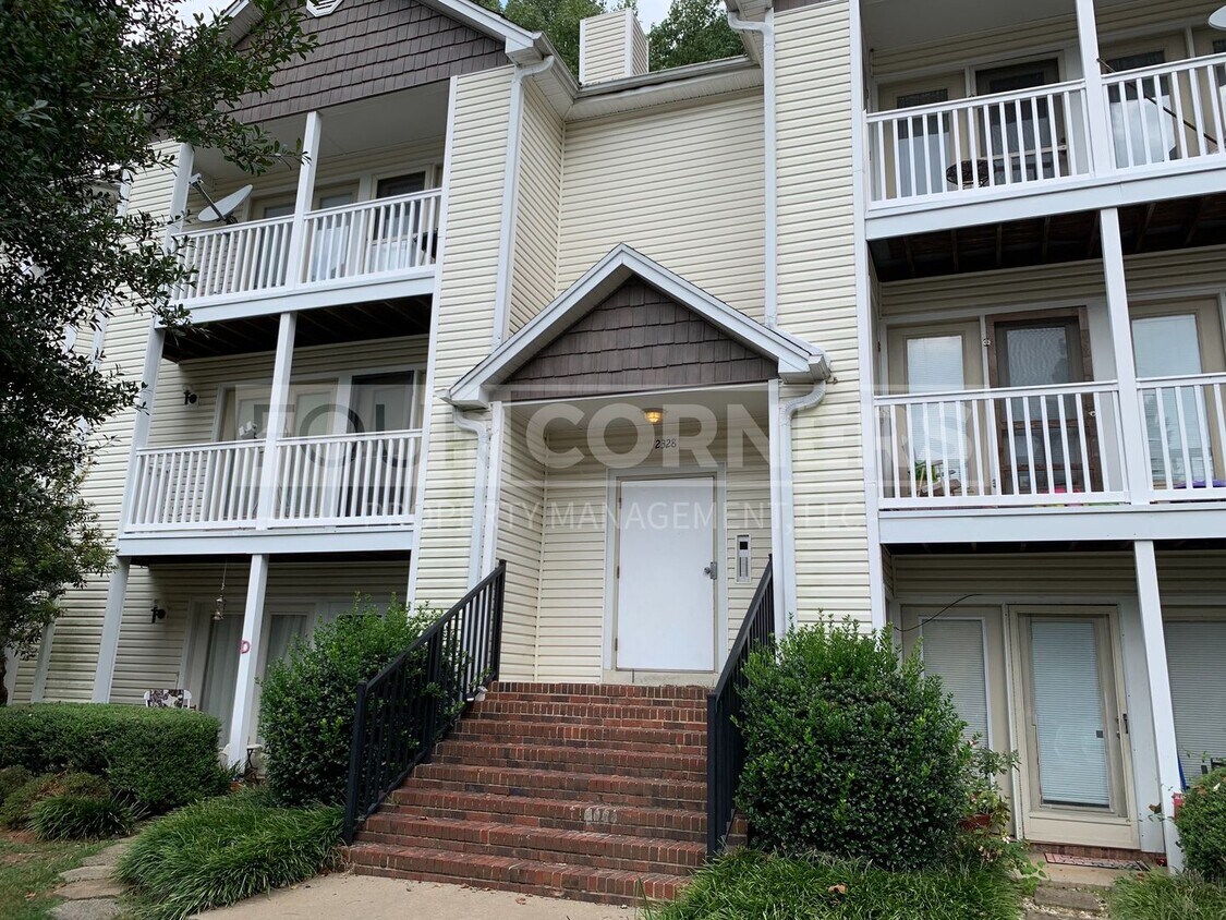 Primary Photo - Beautiful 2 Bedroom 2 Bath Condominium