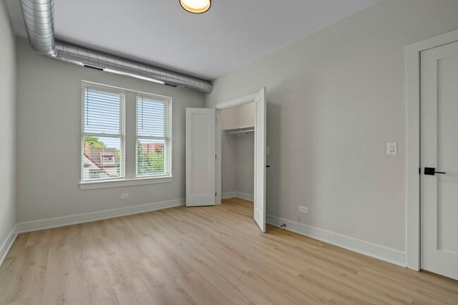 Foto del edificio - 432 S Maple Ave