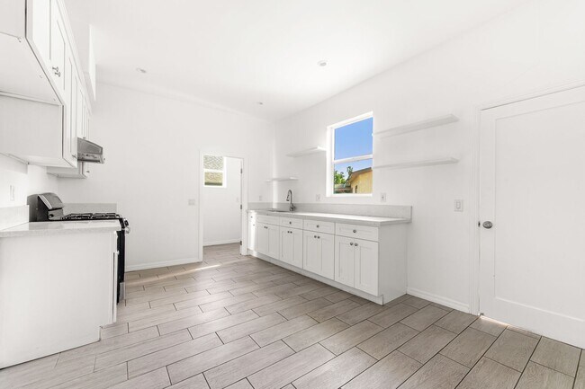 Foto del edificio - 1510 E Cesar E Chavez Ave