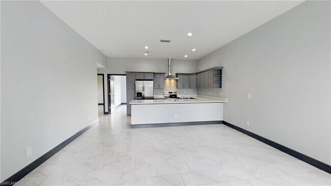 Foto del edificio - 1315-1315 NE 8th Pl