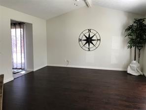 Foto del edificio - 312 Willow Springs Dr