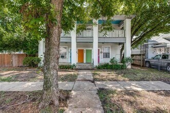 Building Photo - 804 Sunset Ave