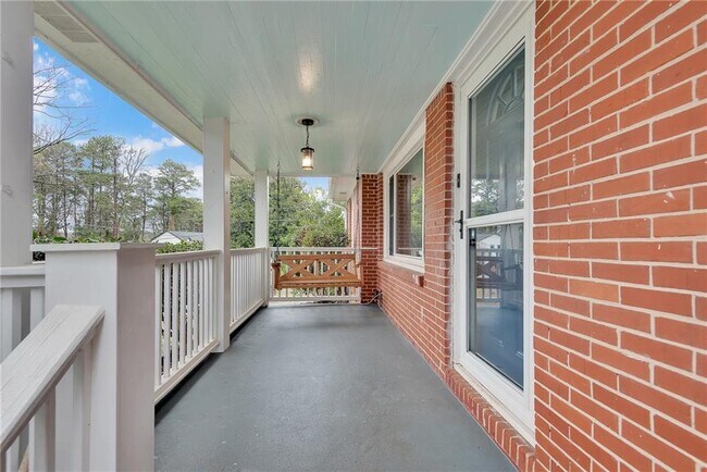 Foto del edificio - 2015 E Camellia Dr