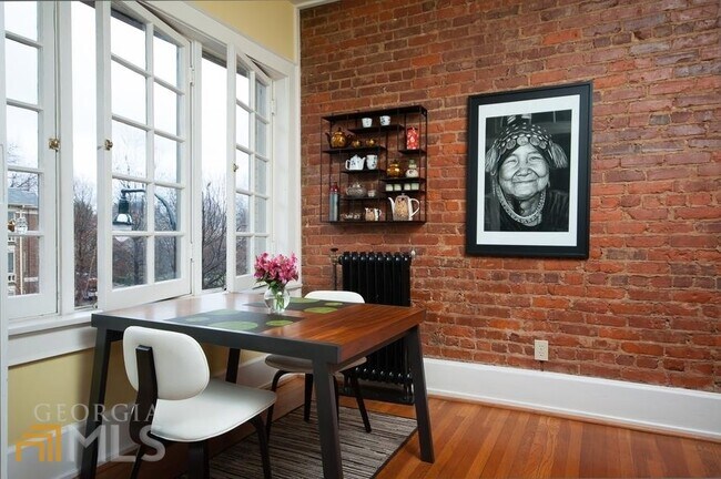 Foto del edificio - 1156 Piedmont Ave NE