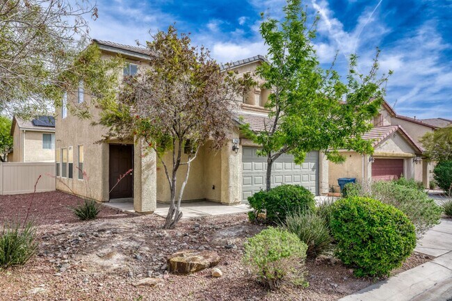 Building Photo - Beautiful 4-Bedroom Henderson Home with Fireplace & 2-Car Garage!