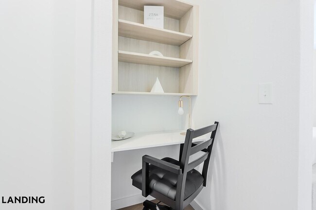 Foto del edificio - 2623 Keene St