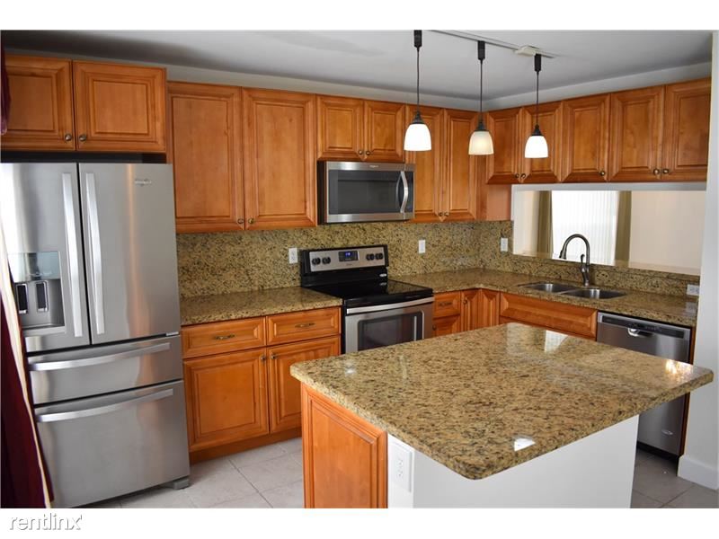 Primary Photo - 11115 NW 46th Dr
