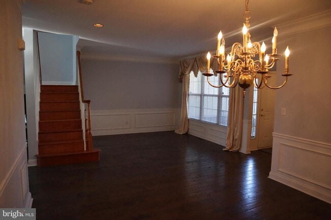 Building Photo - 38 Longview Ln
