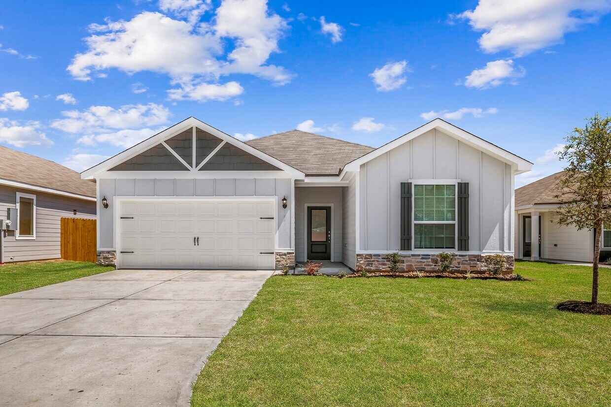 Foto principal - 10399 Red Cardinal Dr