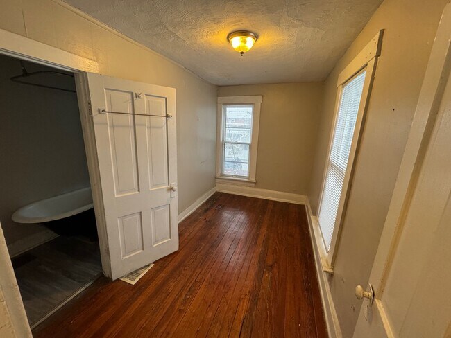 dormitorio 1 - 552 Bradley St