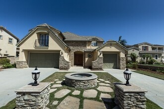Building Photo - 2925 Dove Canyon Dr