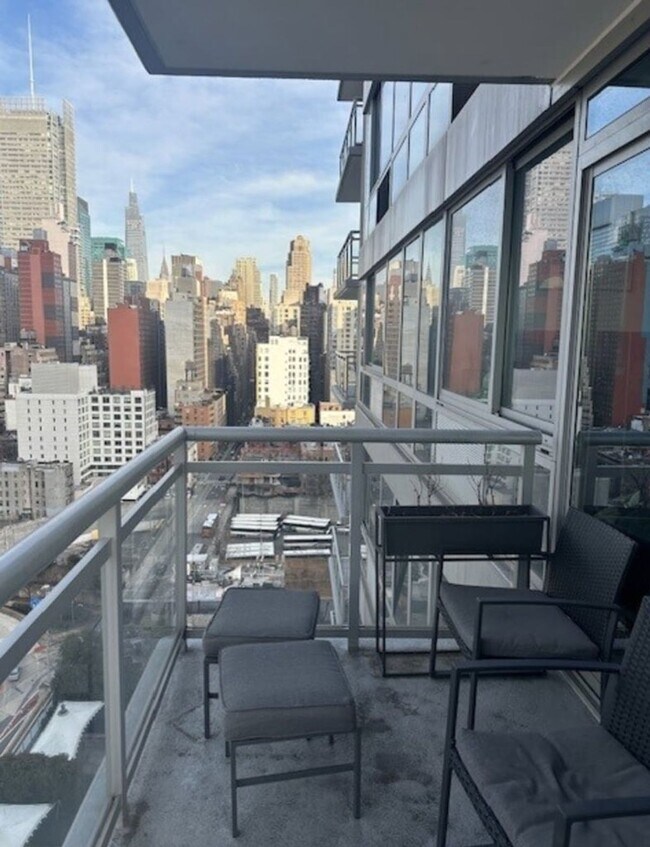 Foto del edificio - W 37TH ST