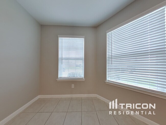 Foto del edificio - 212 Comanche Plains Rd
