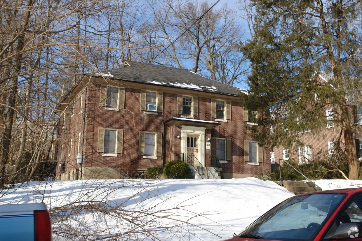 Building Photo - 222 Mt Holly Ave