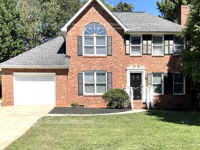 Building Photo - 1811 Southridge Dr