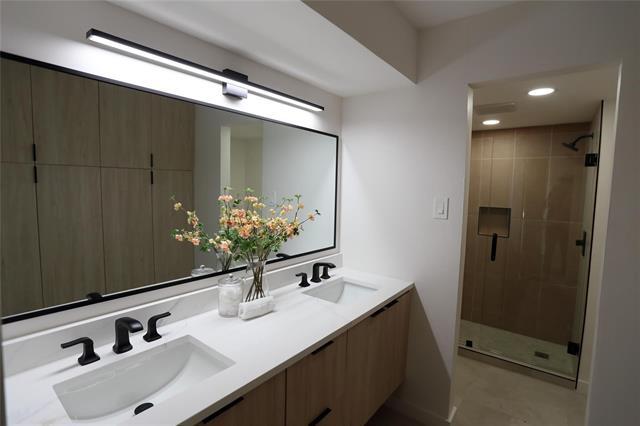 Foto del edificio - 1705 Westridge Dr