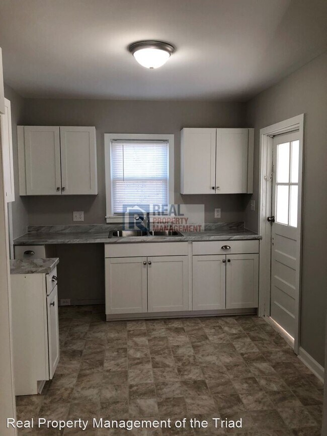 Building Photo - 3 br, 2 bath House - 507 Lowdermilk St.