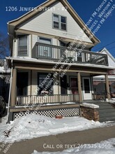 Building Photo - 1206 Jenifer St