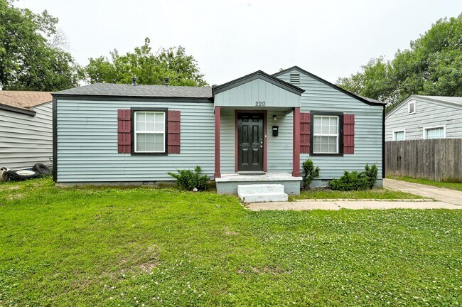 Foto del edificio - Beautiful 3 Bed 2 Bath Home Near Tinker Ai...