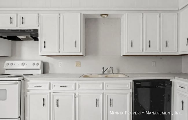 Building Photo - 5720 Brownfield Dr