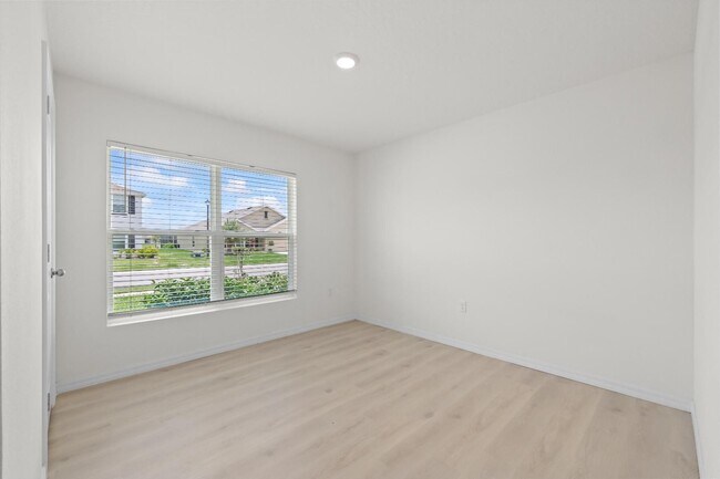 Building Photo - Recently Updated One Story - 4BR For Rent