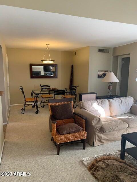 Foto del edificio - 10055 E Mountainview Lake Dr